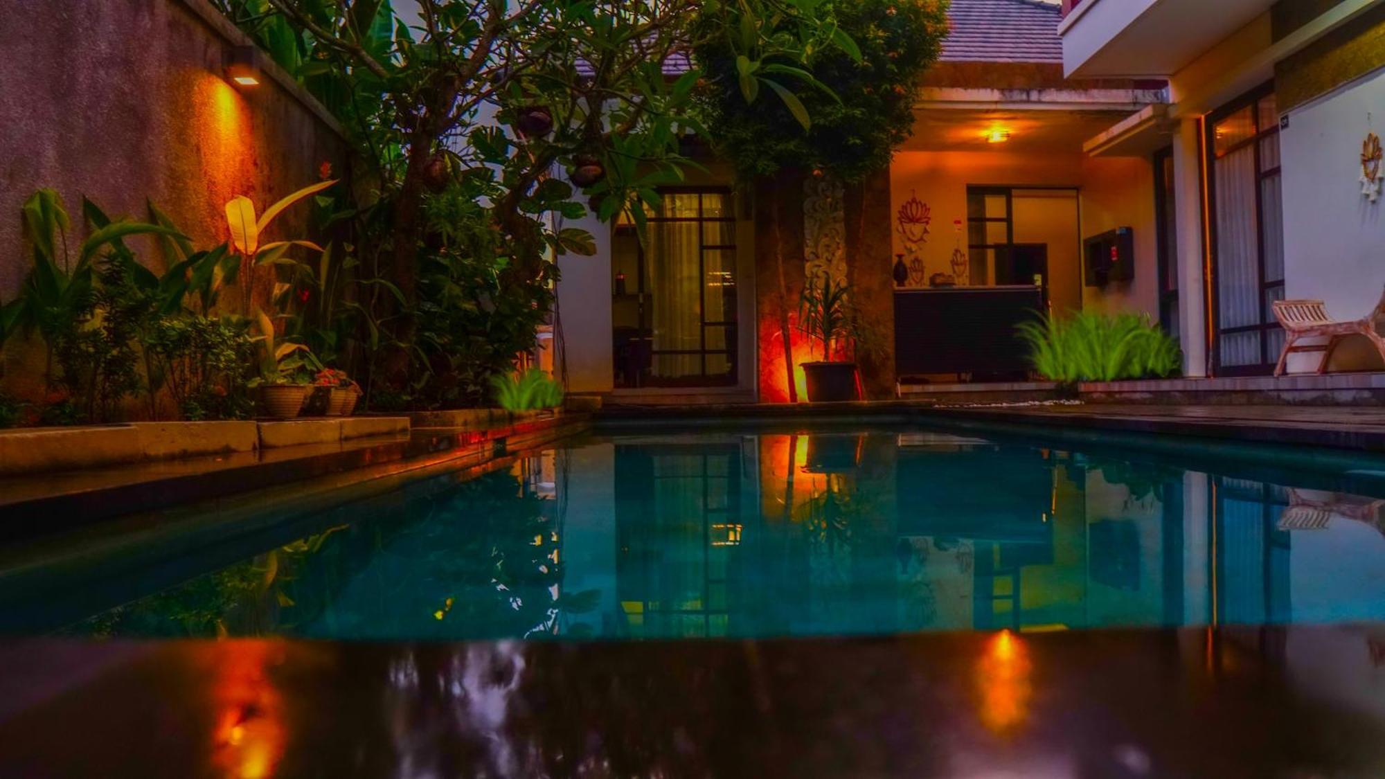 Отель Dirga'S House Sanur View By Eps Экстерьер фото